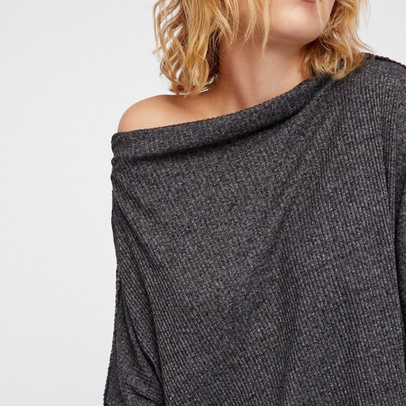 NEW Free People Gray Londontown Thermal Top Shirt - Picture 3 of 3